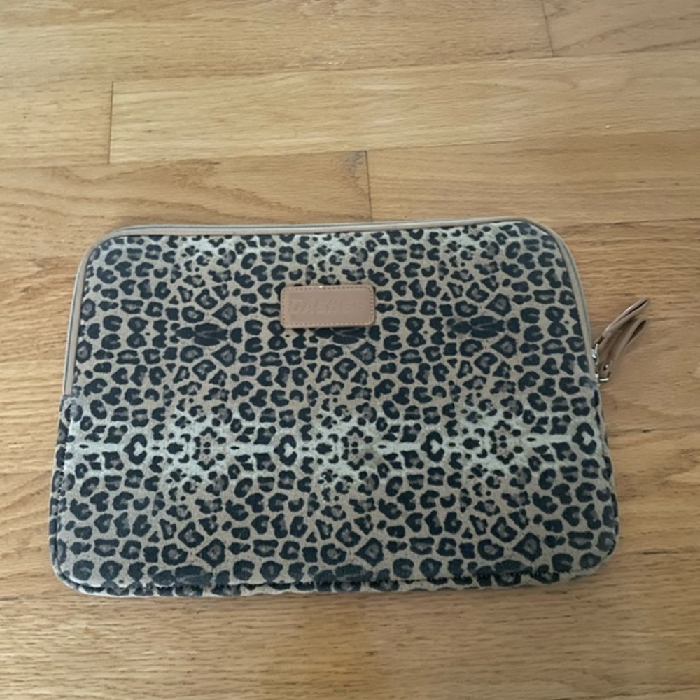 Dachee 13 inch Leopard Laptop Protective Case